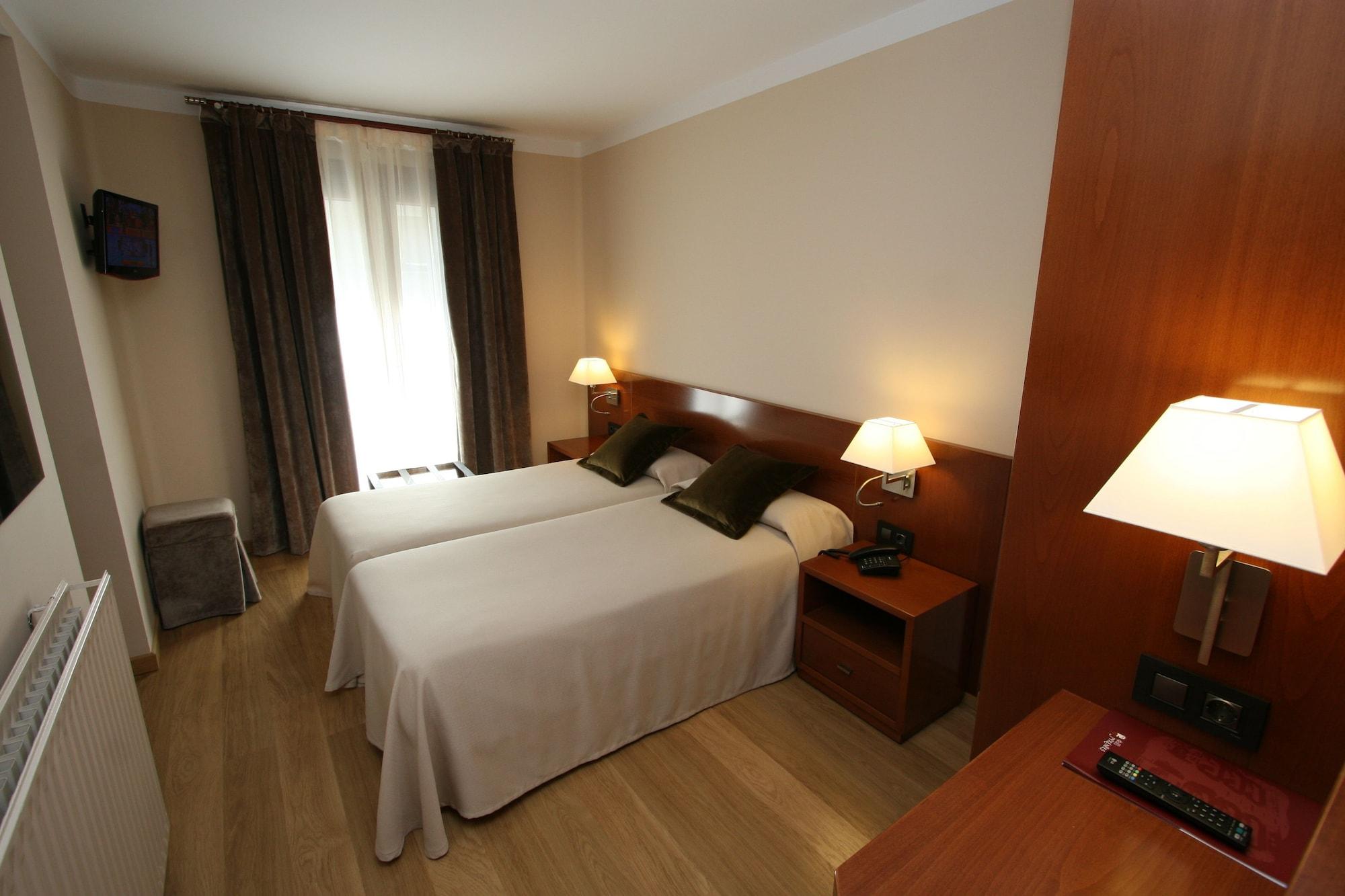 Pyrenees Hotel Andorra la Vella